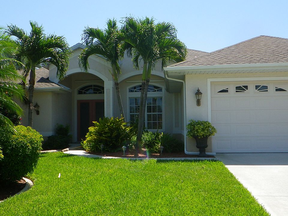 1st image of 4921 SW 10th Ave