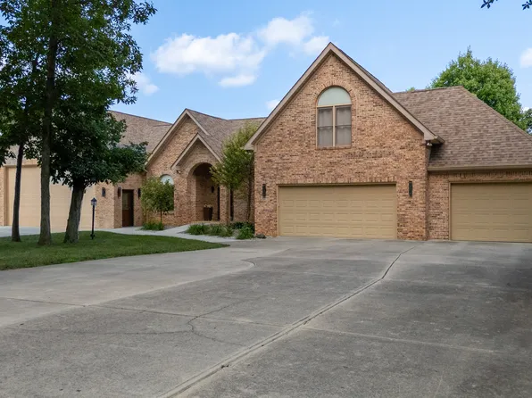 2860 W Buckeye Dr, Greenfield, IN 46140