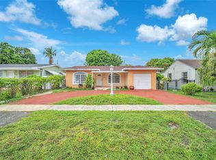 420 SE 3rd St, Hialeah, FL 33010