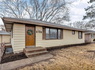 8790 Hamlet Ave S, Cottage Grove, MN 55016