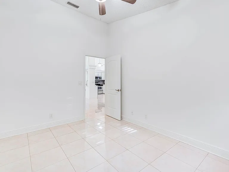 9130 Vineland Ct #C — Photo 27