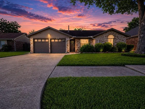 8419 Avington Rd, La Porte, TX 77571