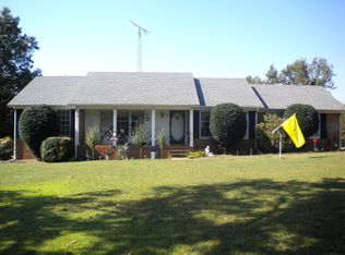 1775 Post Oak Rd, Camden, TN 38320
