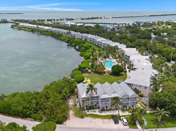 5103 Sunset Village Dr, Duck Key, FL 33050