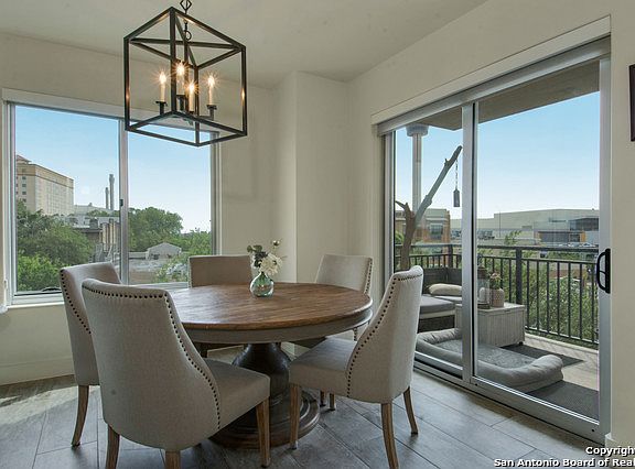 5th image of 215 N Center #306