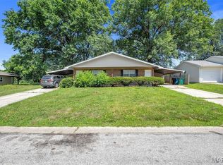 202 Liberty Dr, Belleville, IL