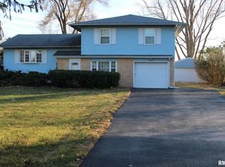 2926 Vigal Rd, Springfield, IL 62712