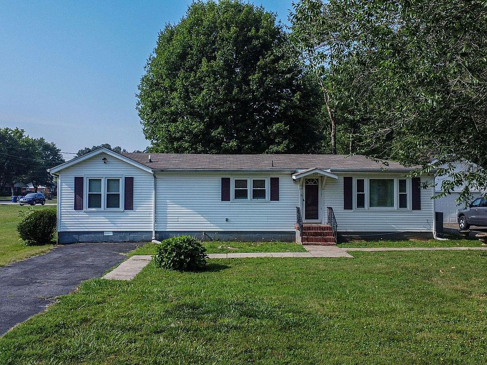1st image of 714 East Ln
