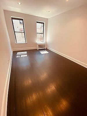 2nd image of 330 8th Ave #4S