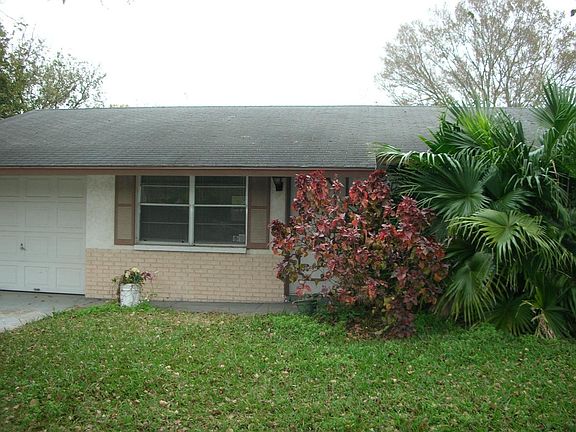 2nd image of 2749 17th St