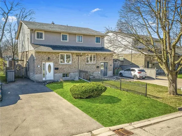 9 A Hampton St, Brantford, ON N3S 7J2