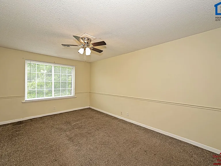 441 Harding Pl #A14 — Photo 7