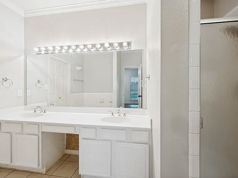1156 Bent Oaks Dr — Photo 21