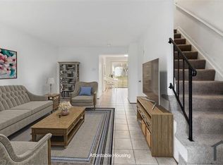 121 Tillman Pl, Frederick, MD 21703