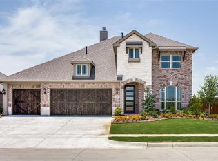 317 Richard St, Burleson, TX 76028