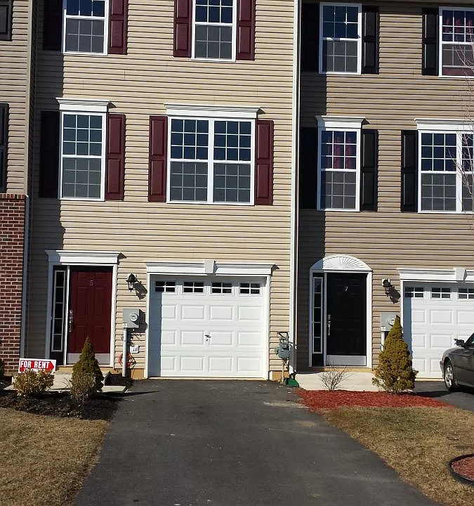 5 Caribou Ct