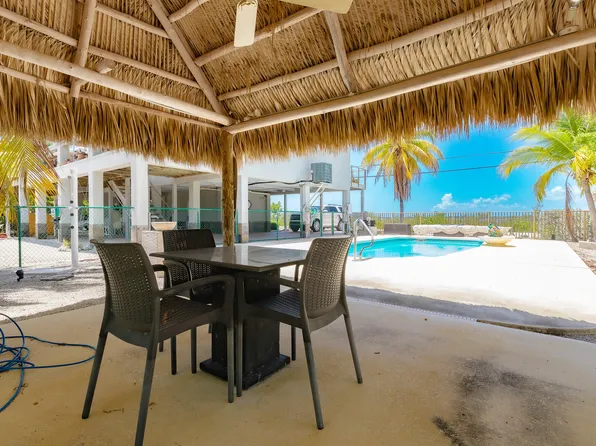 403 Indies Rd, Ramrod Key, FL 33042