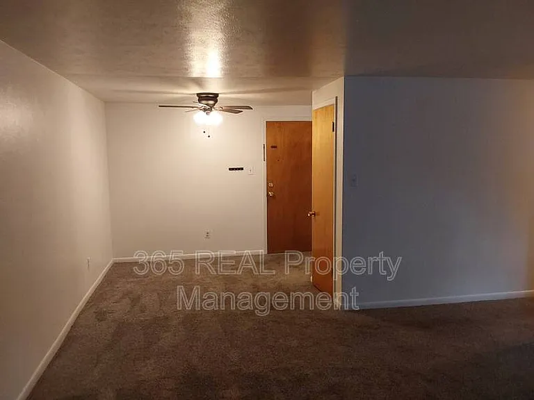 1624 9th Ave #11 — Photo 3