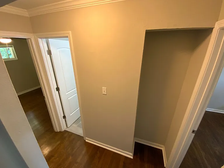 2040 Dekalb Ave NE — Photo 9