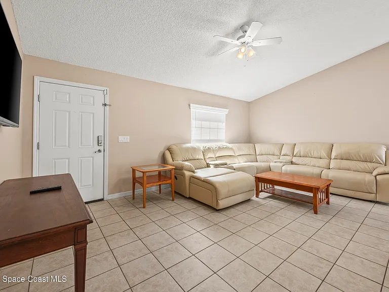 3219 Hainsworth Ave SE — Photo 9