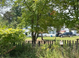 6093 Rollenhagen Rd, Ravenna, MI 49451