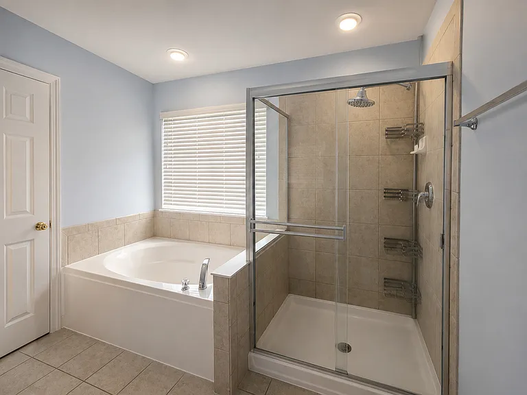388 Toccoa Ln — Photo 22