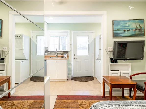 542 Sierra Vista Ave #2, Mountain View, CA 94043