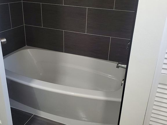 2nd image of 9941 Shady Ln