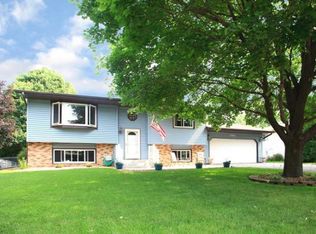 1881 Brittany Rd, Hastings, MN 55033