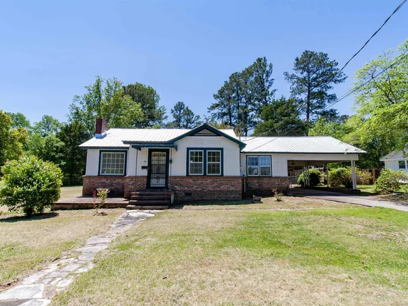 399 4th St SE, Childersburg, AL 35044