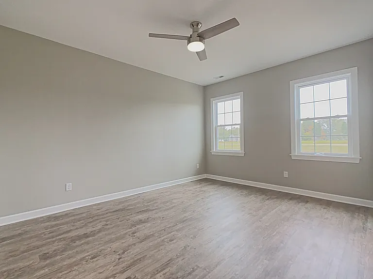 602 Princess Anne Cir — Photo 14