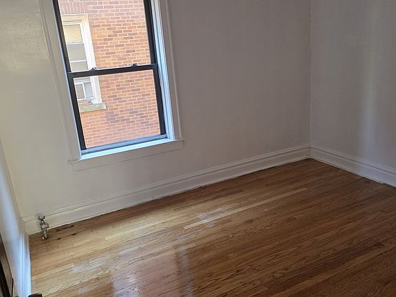 5th image of 6417 N Albany Ave #2