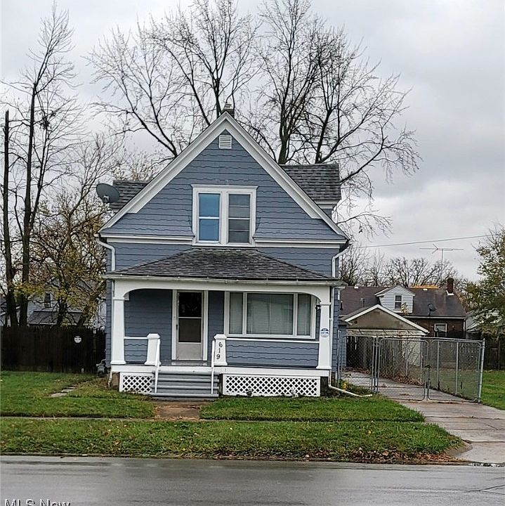 1st image of 619 W 20th St