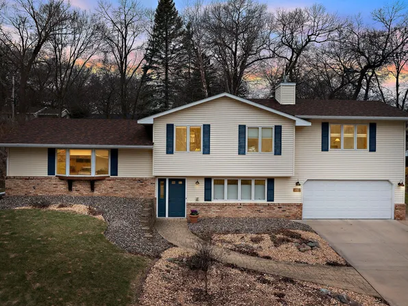 228 14th Ave NW, New Brighton, MN 55112
