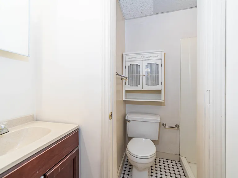123 Clinton St #1S — Photo 11