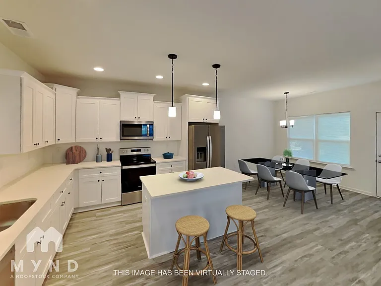 8019 Pleasant Grove Rd — Photo 1