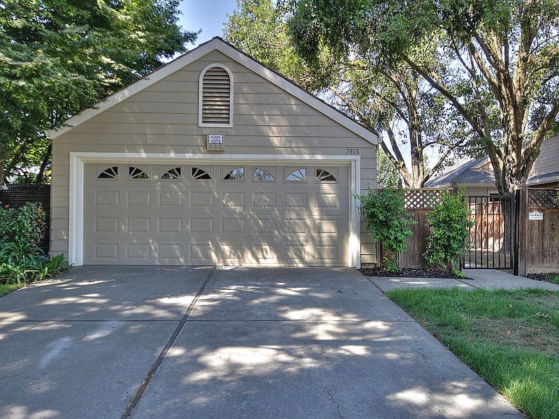 1st image of 7415 Lighthouse Dr