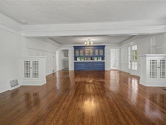 4th image of 5633 Harrison St
