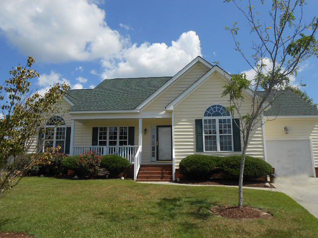 703 Edenbrook Dr Winterville