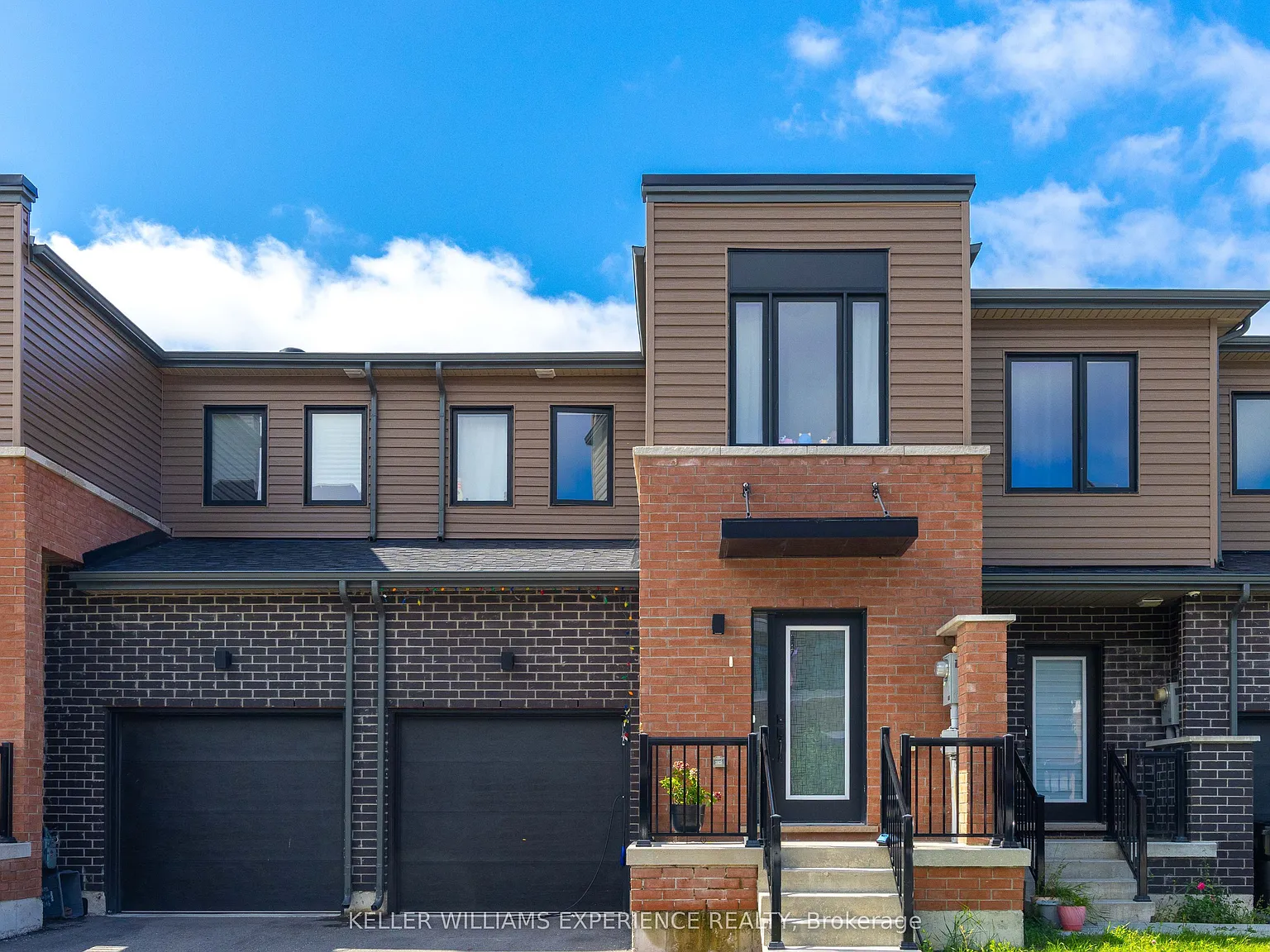 3 bed, $2,600 — Photo 1