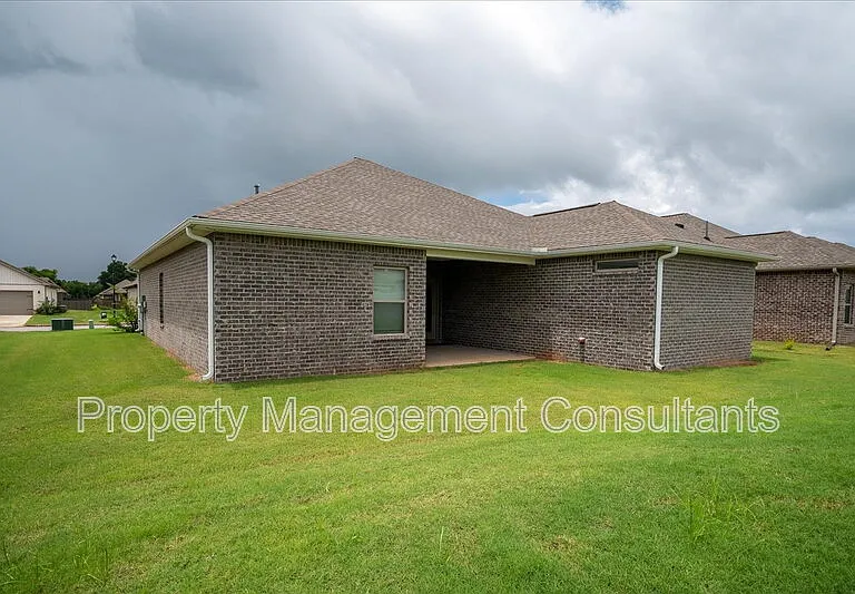 14872 Demarie Ln — Photo 4