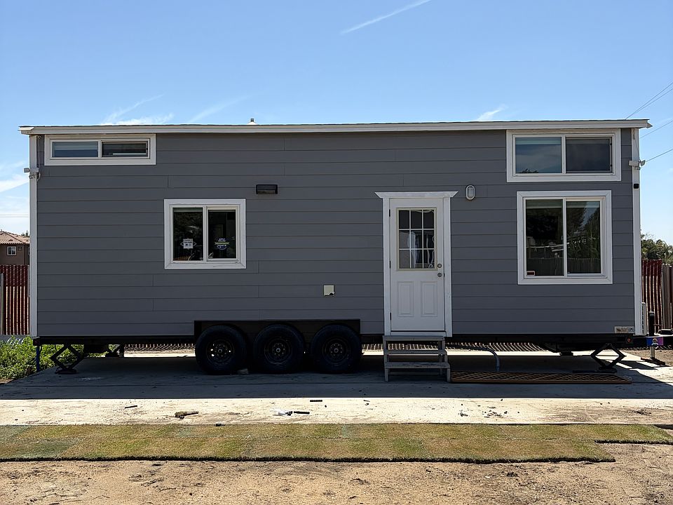 1st image of 2605 Patterson Ave #2