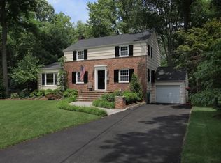 48 Jackson Ave, Chatham, NJ 07928