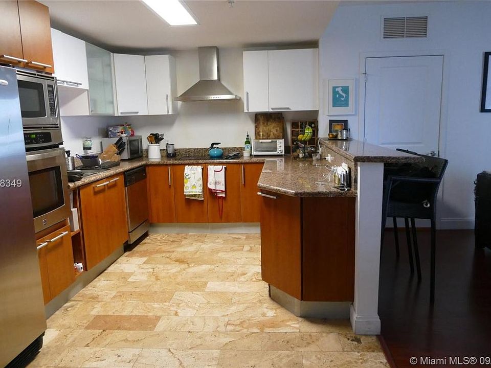 1st image of 170 SE 14th St APT 1708