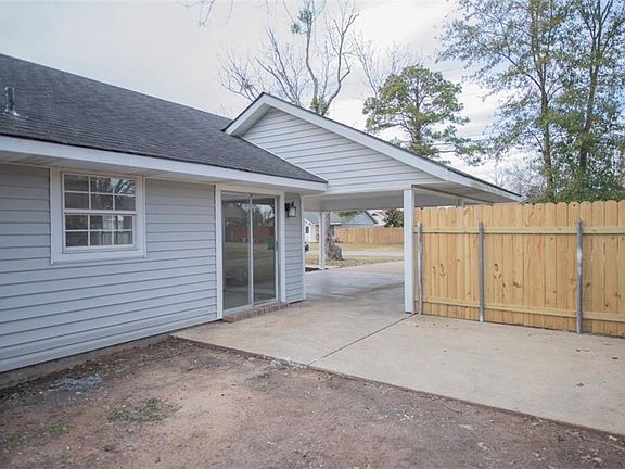 5th image of 6007 Theresa Dr