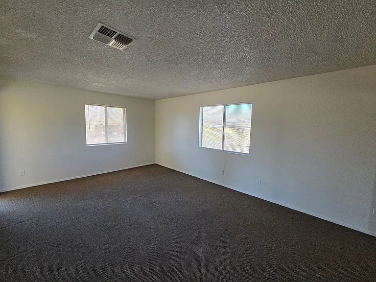 72211 Sunnyvale Dr — Photo 8