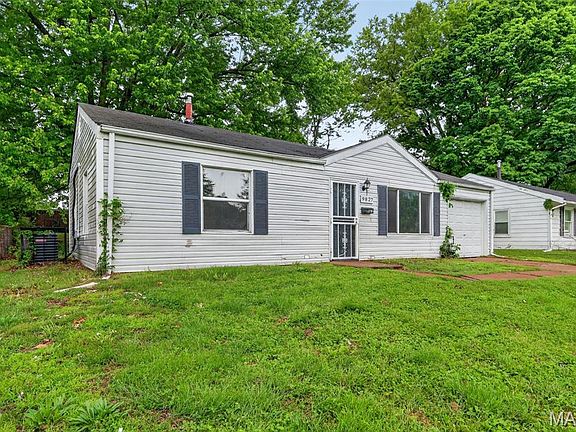 3rd image of 9827 Lorna Ln
