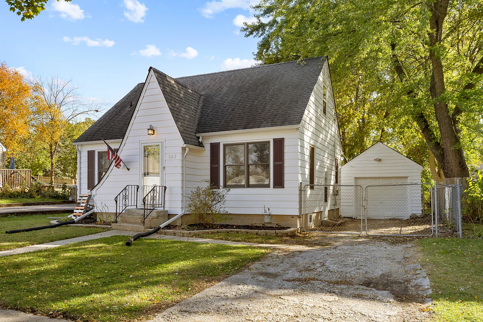 263 E Jackson Ave photo 1