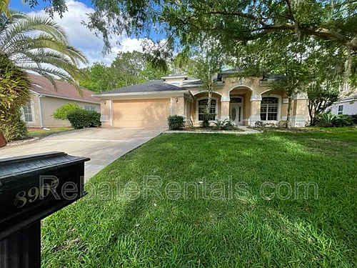 8907 Hampton Landing Dr E Photo 1