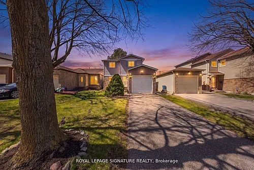 22 Madsen Cres Photo 1